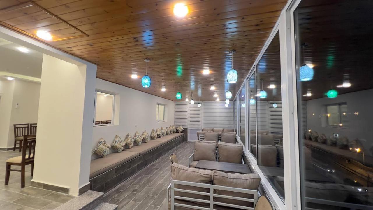 Beit Alshabaan Inn ワディ・ムーサ エクステリア 写真
